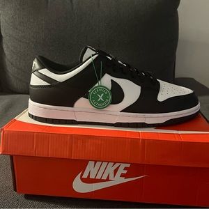 Nike dunk panda low size 11 us